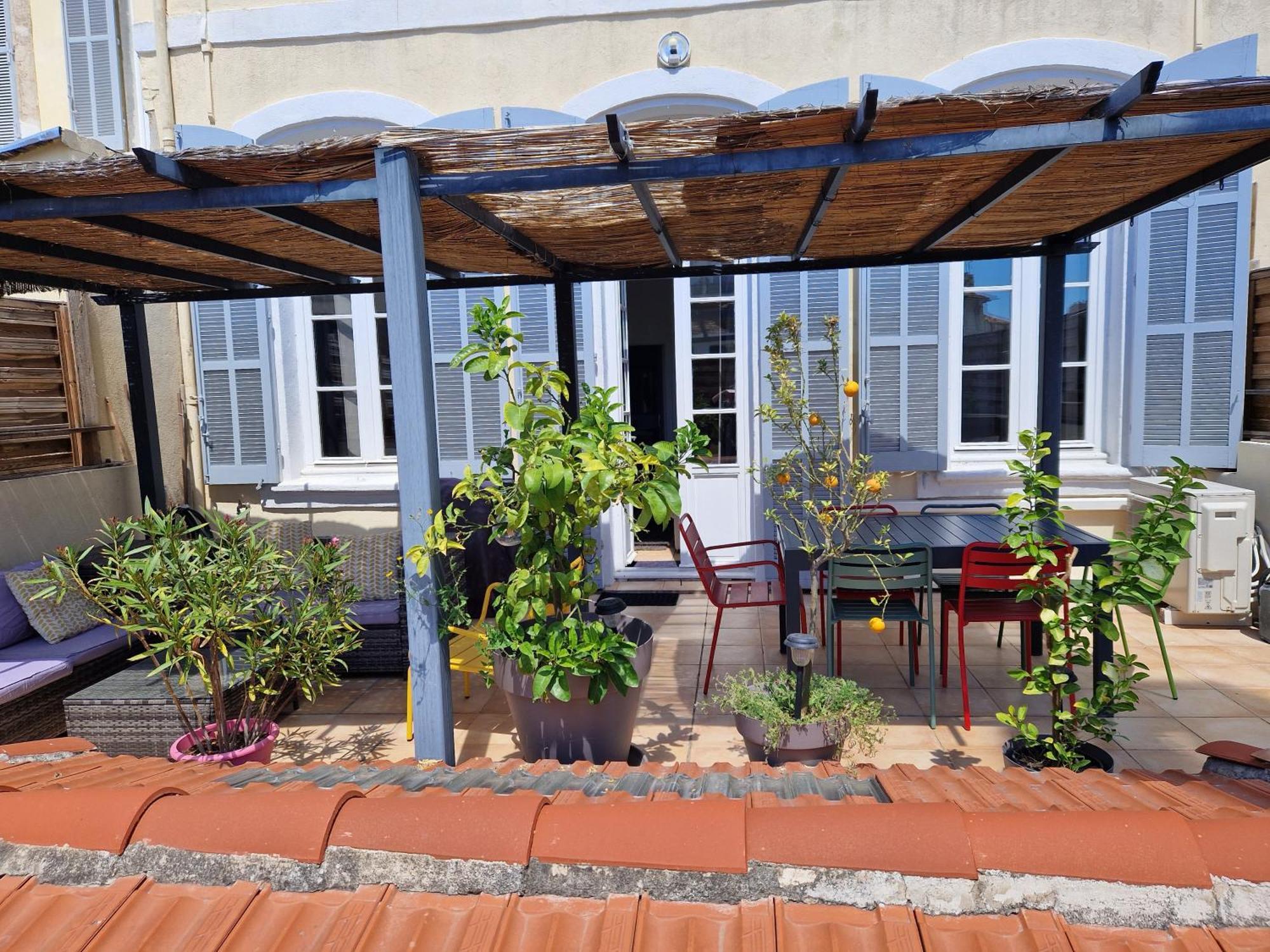Superbe 2 Pieces Avec Grande Terrasse, Classe *** Marsilya Dış mekan fotoğraf